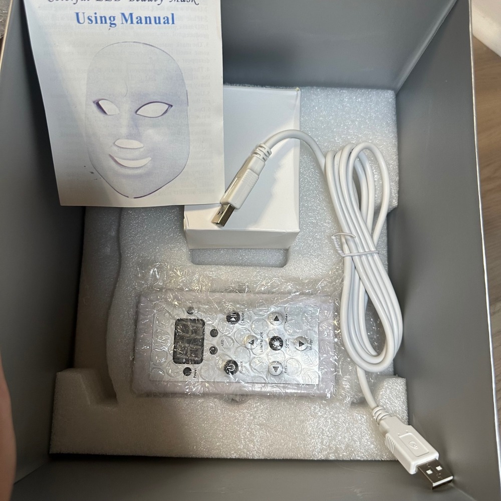 Colorful LED Beauty Mask Face Light Therapy Wrinkles Toning Skin Care System NEW - Picture 3 of 3